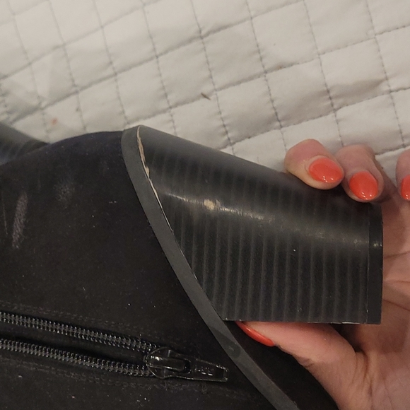 Banana Republic booties - Picture 7 of 7